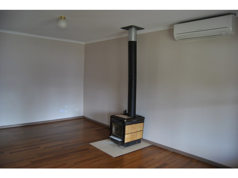 58 Bennett Street, Inverell NSW 2360