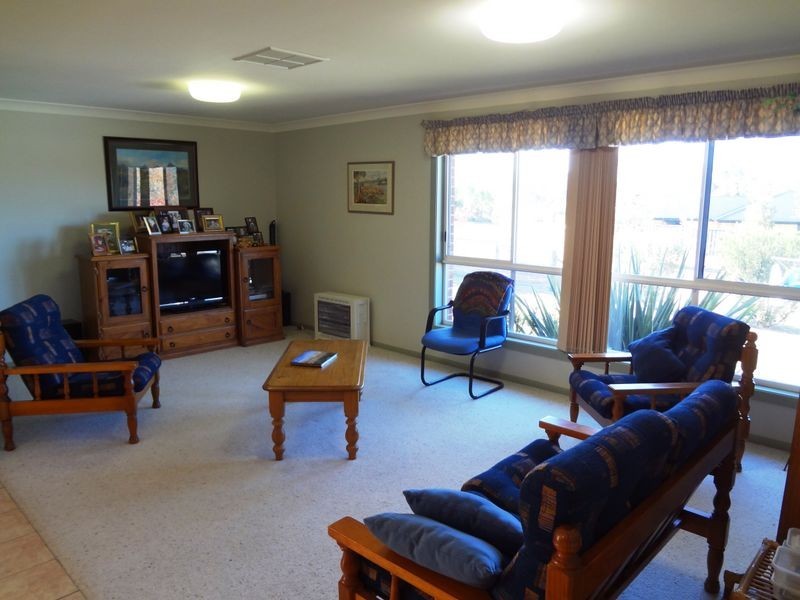 80 Gordon Street, Inverell NSW 2360