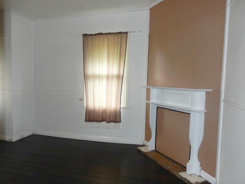 22 Chester Street, Inverell NSW 2360