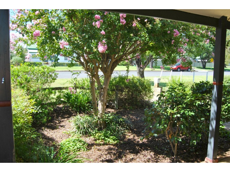 22 Chester Street, Inverell NSW 2360