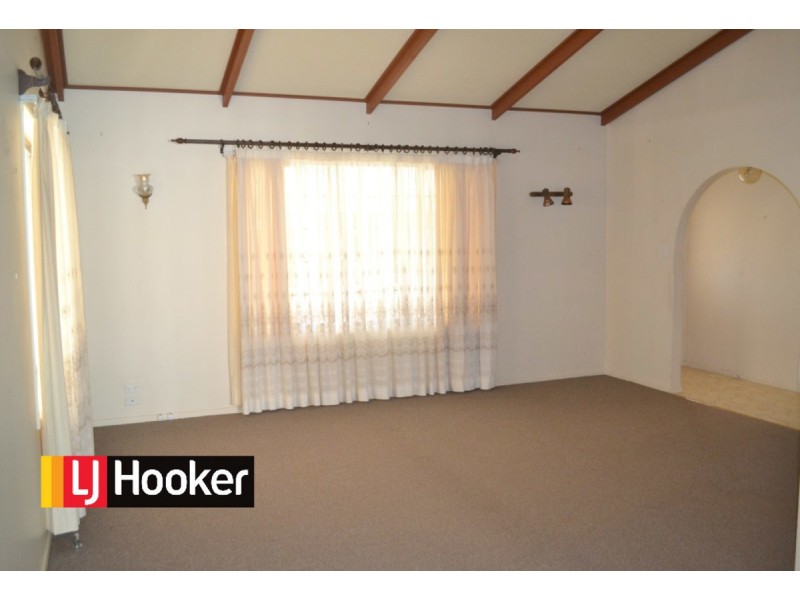 8 Hopper Street, Inverell NSW 2360