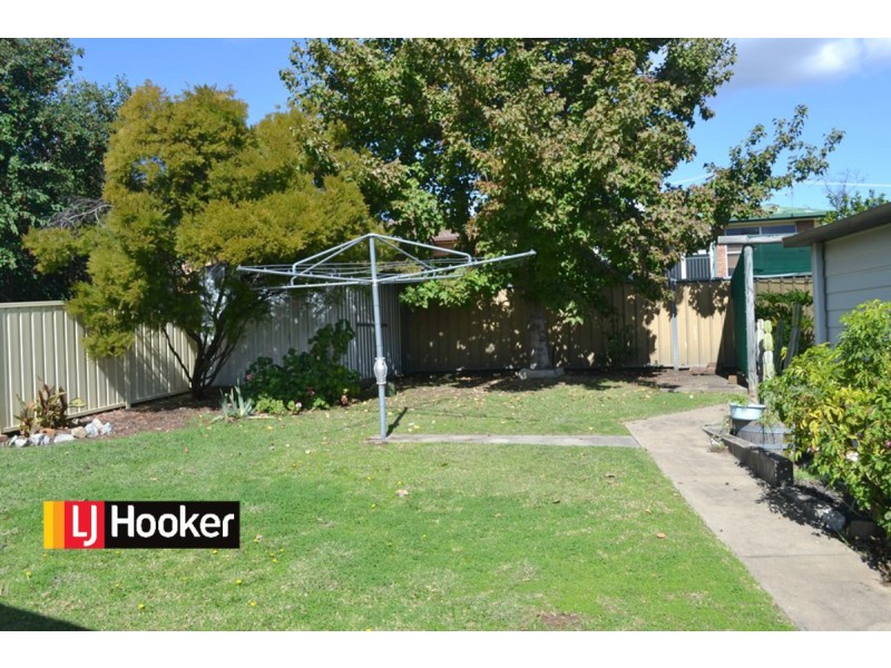 8 Hopper Street, Inverell NSW 2360