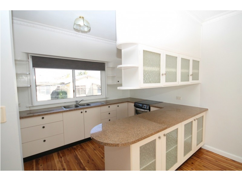 26 May Street, Inverell NSW 2360