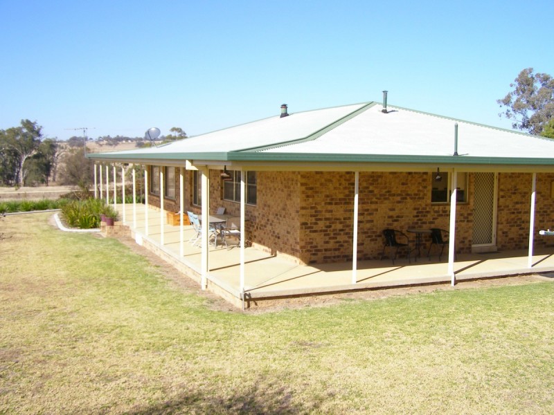 49 Coopers Lane, Inverell NSW 2360