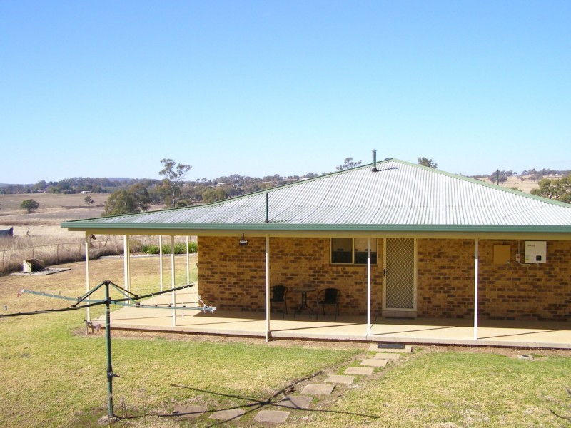 49 Coopers Lane, Inverell NSW 2360