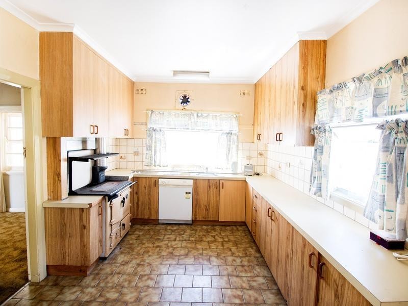 114 Henderson Street, Inverell NSW 2360