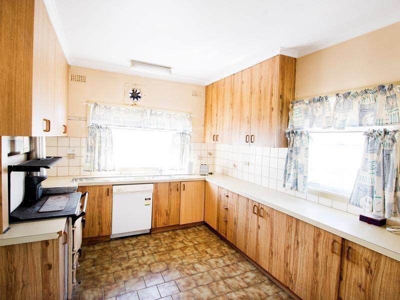 114 Henderson Street, Inverell NSW 2360