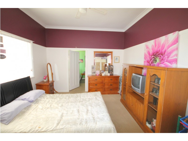 26 Howard Street, Inverell NSW 2360