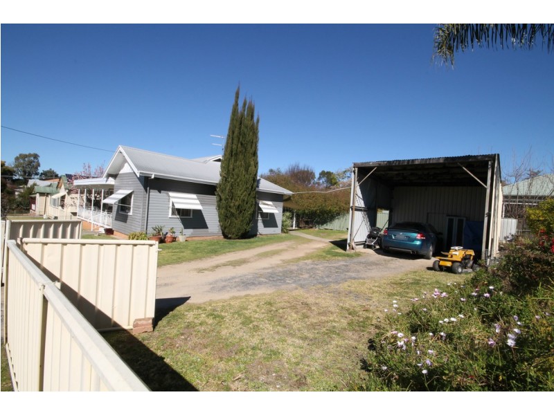 26 Howard Street, Inverell NSW 2360