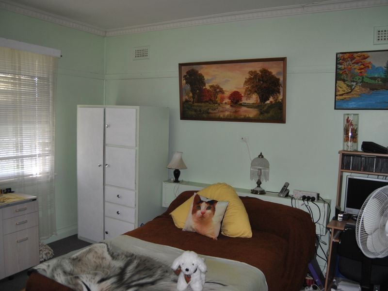 27 May Street, Inverell NSW 2360