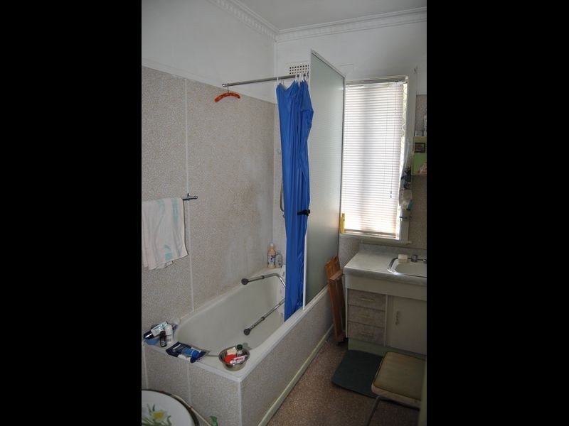 27 May Street, Inverell NSW 2360