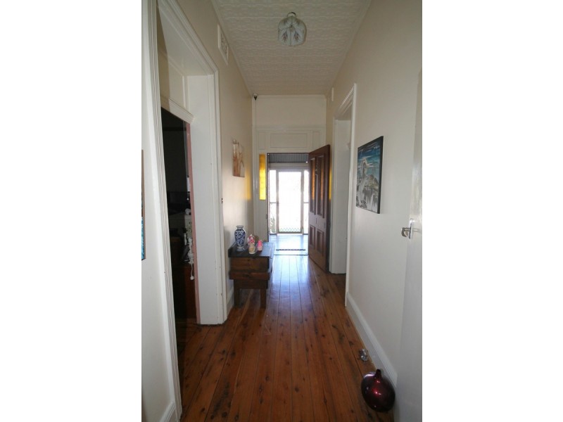 1 Rosslyn Street, Inverell NSW 2360