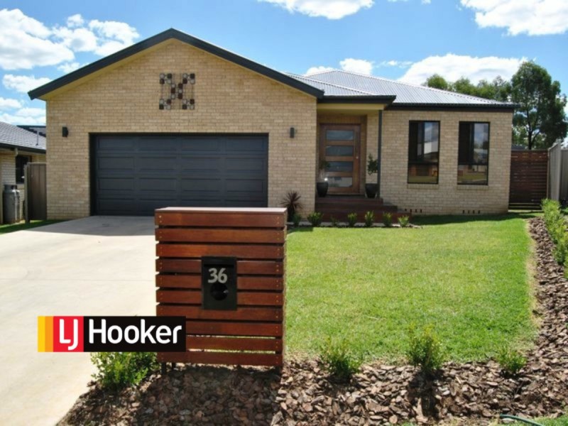 36 Kingfisher Drive, Inverell NSW 2360