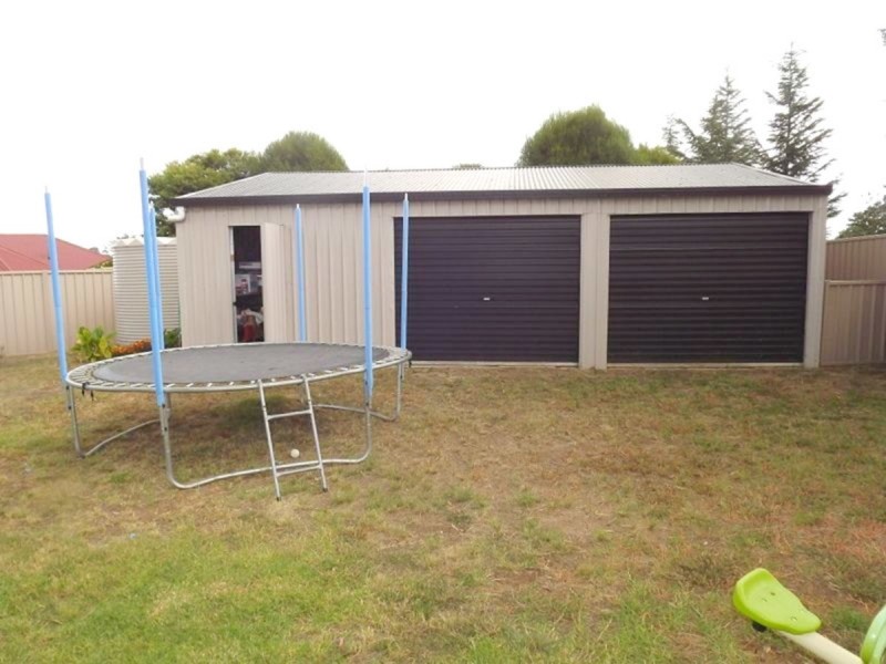 36 Kingfisher Drive, Inverell NSW 2360