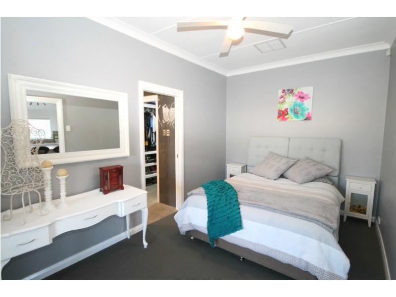 41 Rivers Street, Inverell NSW 2360