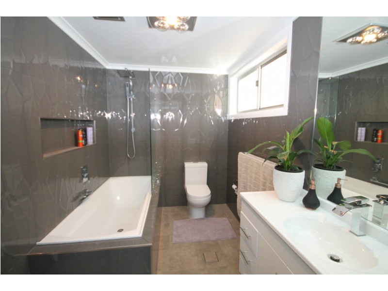 41 Rivers Street, Inverell NSW 2360