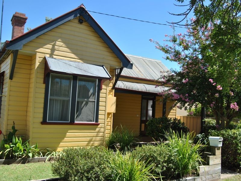22 Chester Street, Inverell NSW 2360