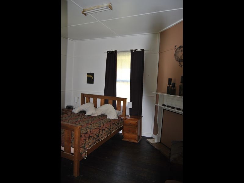 22 Chester Street, Inverell NSW 2360