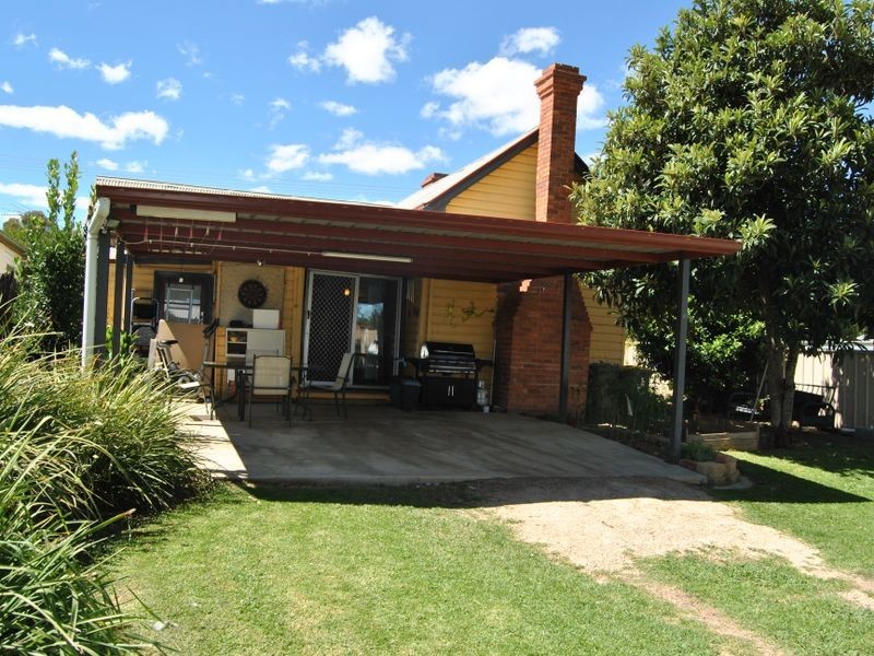 22 Chester Street, Inverell NSW 2360