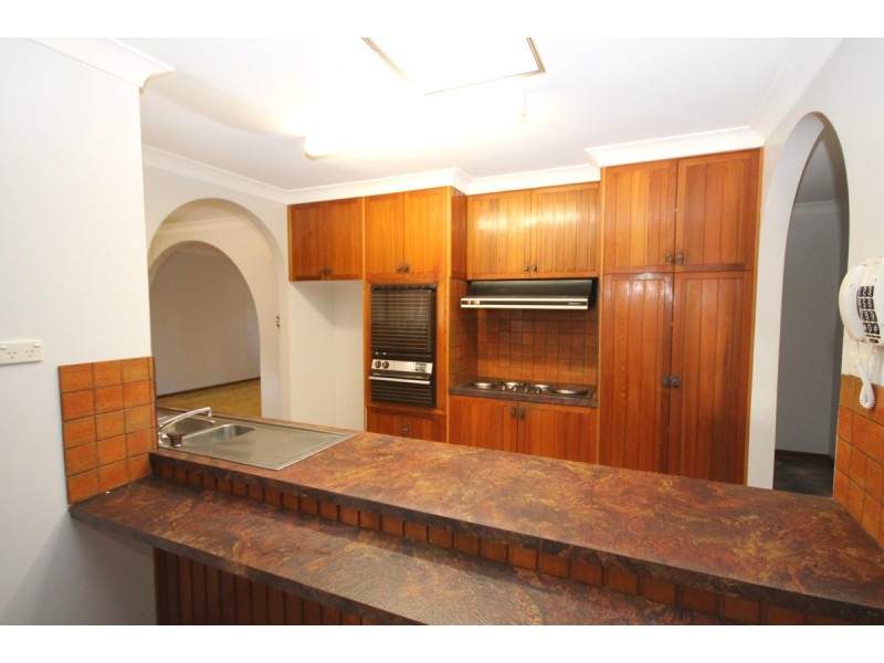 8 Sequoia Place, Inverell NSW 2360