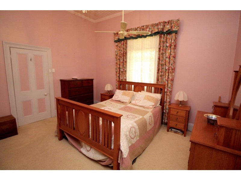 32 Andrew Street, Inverell NSW 2360