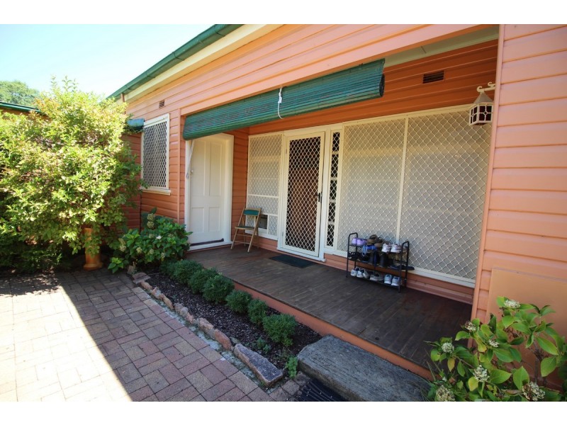 32 Andrew Street, Inverell NSW 2360