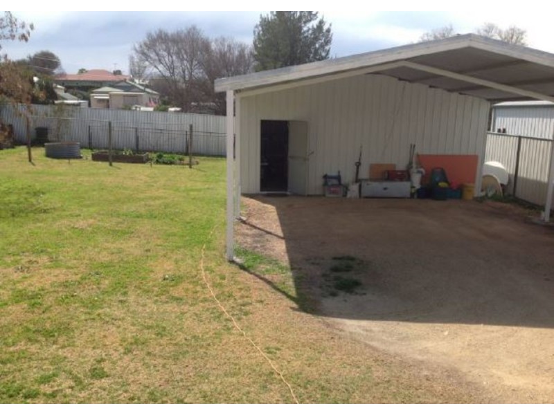 10 Hindmarsh Street, Inverell NSW 2360