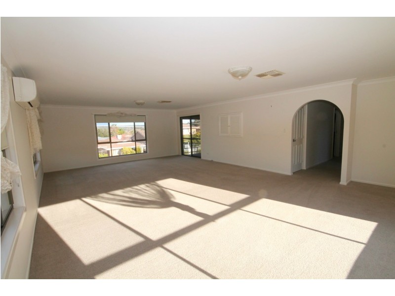 48 Gordon Street, Inverell NSW 2360