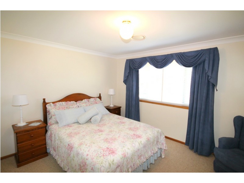 7 Angorra Close, Inverell NSW 2360