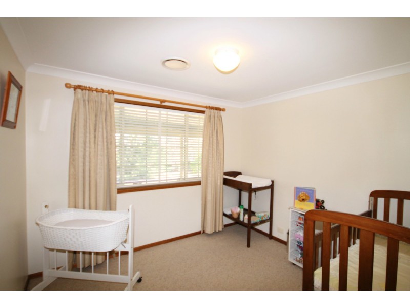 7 Angorra Close, Inverell NSW 2360