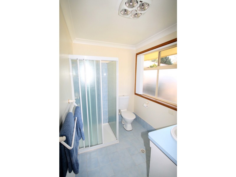 7 Angorra Close, Inverell NSW 2360