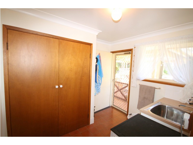 7 Angorra Close, Inverell NSW 2360