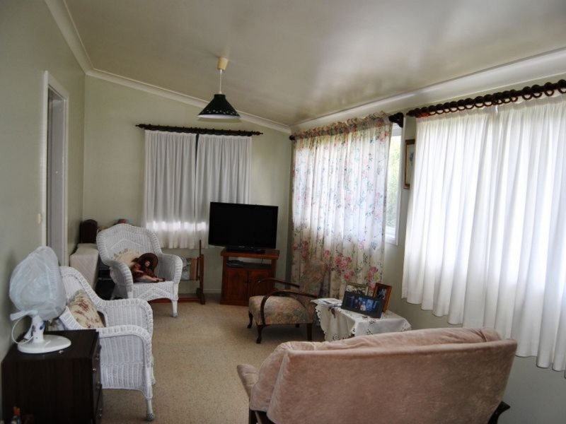 39 Ross Street, Inverell NSW 2360