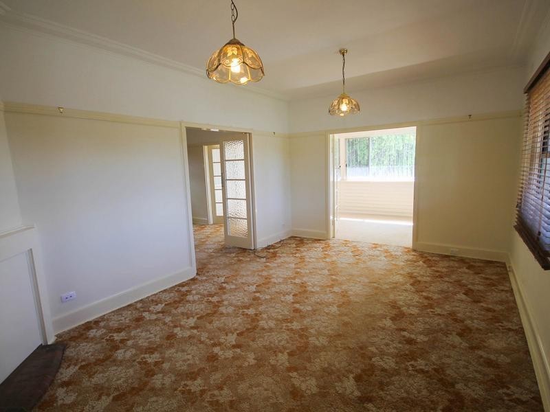 7 High Street, Inverell NSW 2360