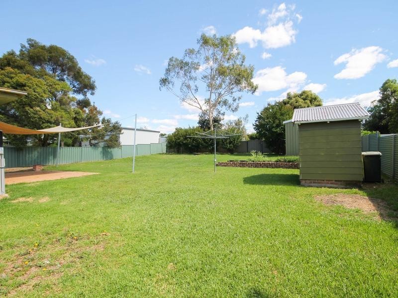 7 High Street, Inverell NSW 2360