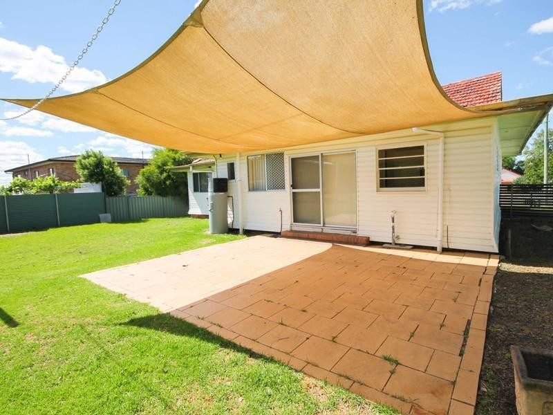 7 High Street, Inverell NSW 2360