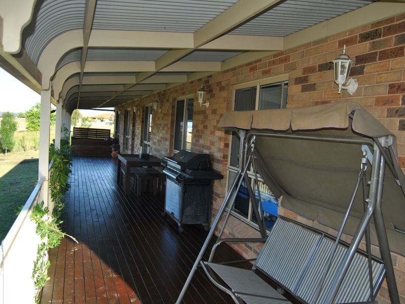4 Oakland Lane, Inverell NSW 2360