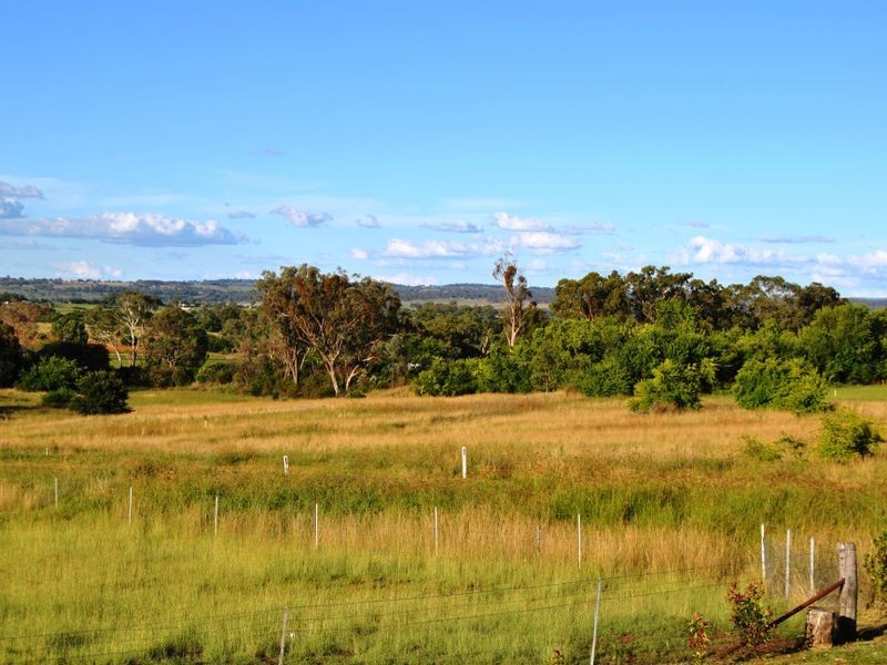 4 Oakland Lane, Inverell NSW 2360
