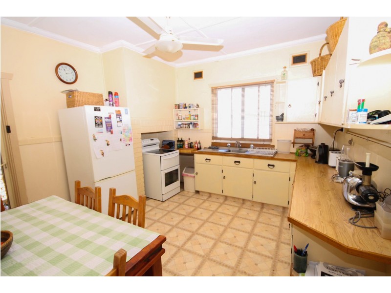 49 George Street, Inverell NSW 2360