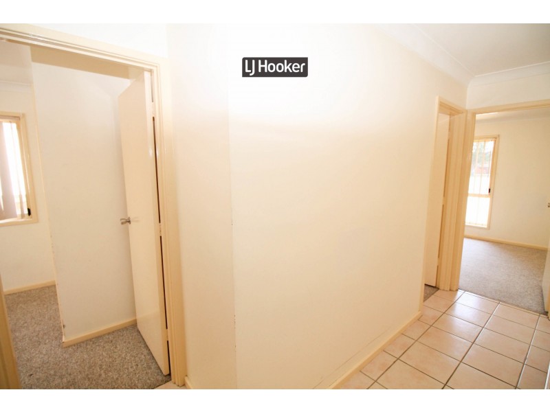 36 Vernon Street, Inverell NSW 2360