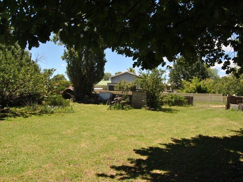 111 Henderson Street, Inverell NSW 2360