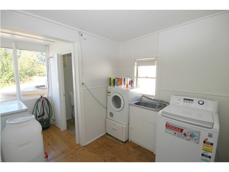 49 Greaves Street, Inverell NSW 2360