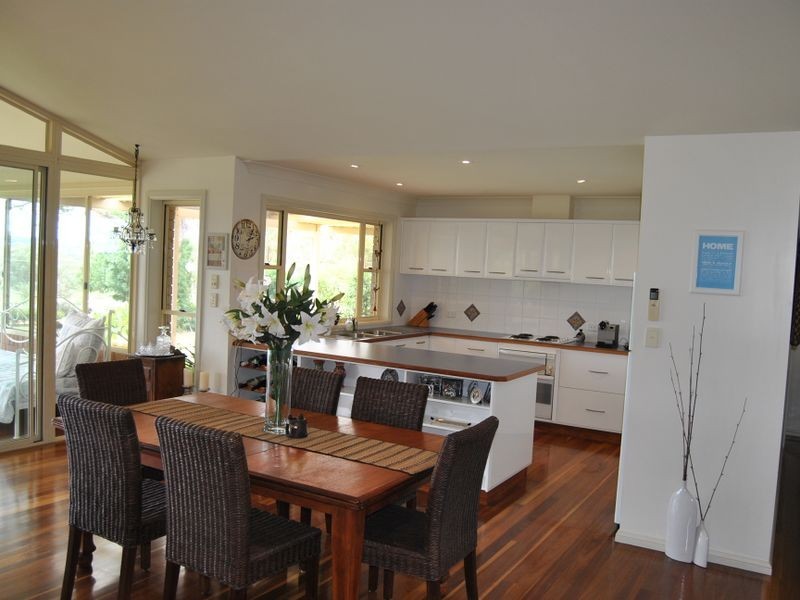 72 Osterley Terrace, Inverell NSW 2360