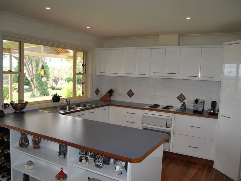 72 Osterley Terrace, Inverell NSW 2360