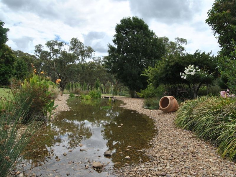 72 Osterley Terrace, Inverell NSW 2360