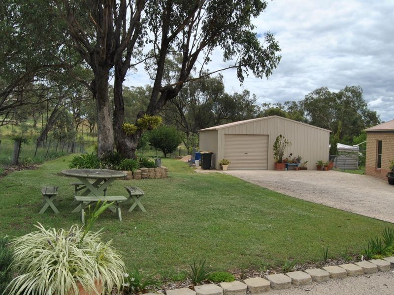 72 Osterley Terrace, Inverell NSW 2360