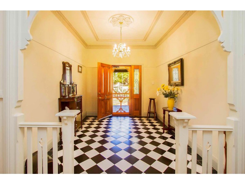 52 Roselea Road, Inverell NSW 2360