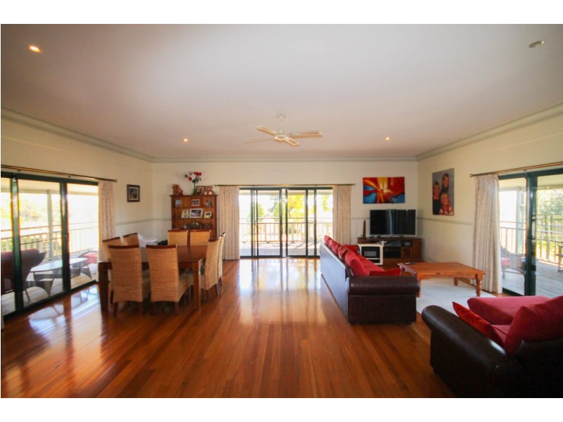 52 Roselea Road, Inverell NSW 2360