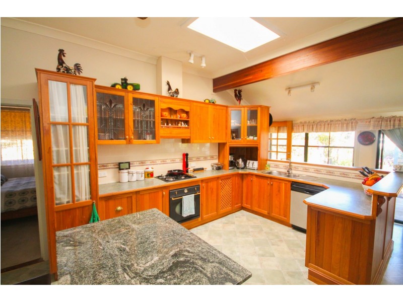 52 Roselea Road, Inverell NSW 2360