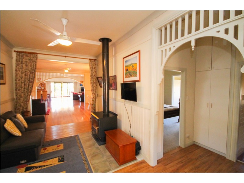 52 Roselea Road, Inverell NSW 2360